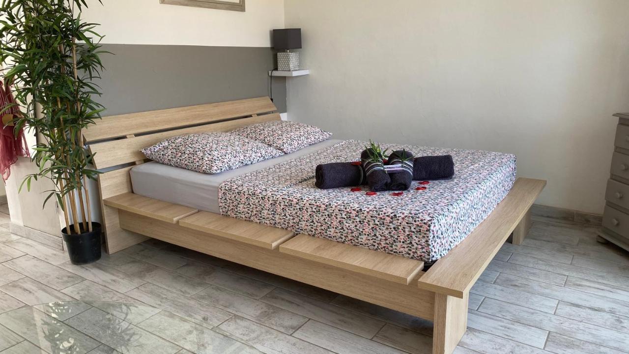 Goeland 3, Climatise, Wifi, Balcons Petite Vue Mer Laterale Au 3 Eme Etage Sans Ascenseur Тулон Екстериор снимка