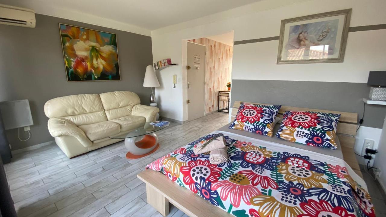 Goeland 3, Climatise, Wifi, Balcons Petite Vue Mer Laterale Au 3 Eme Etage Sans Ascenseur Тулон Екстериор снимка